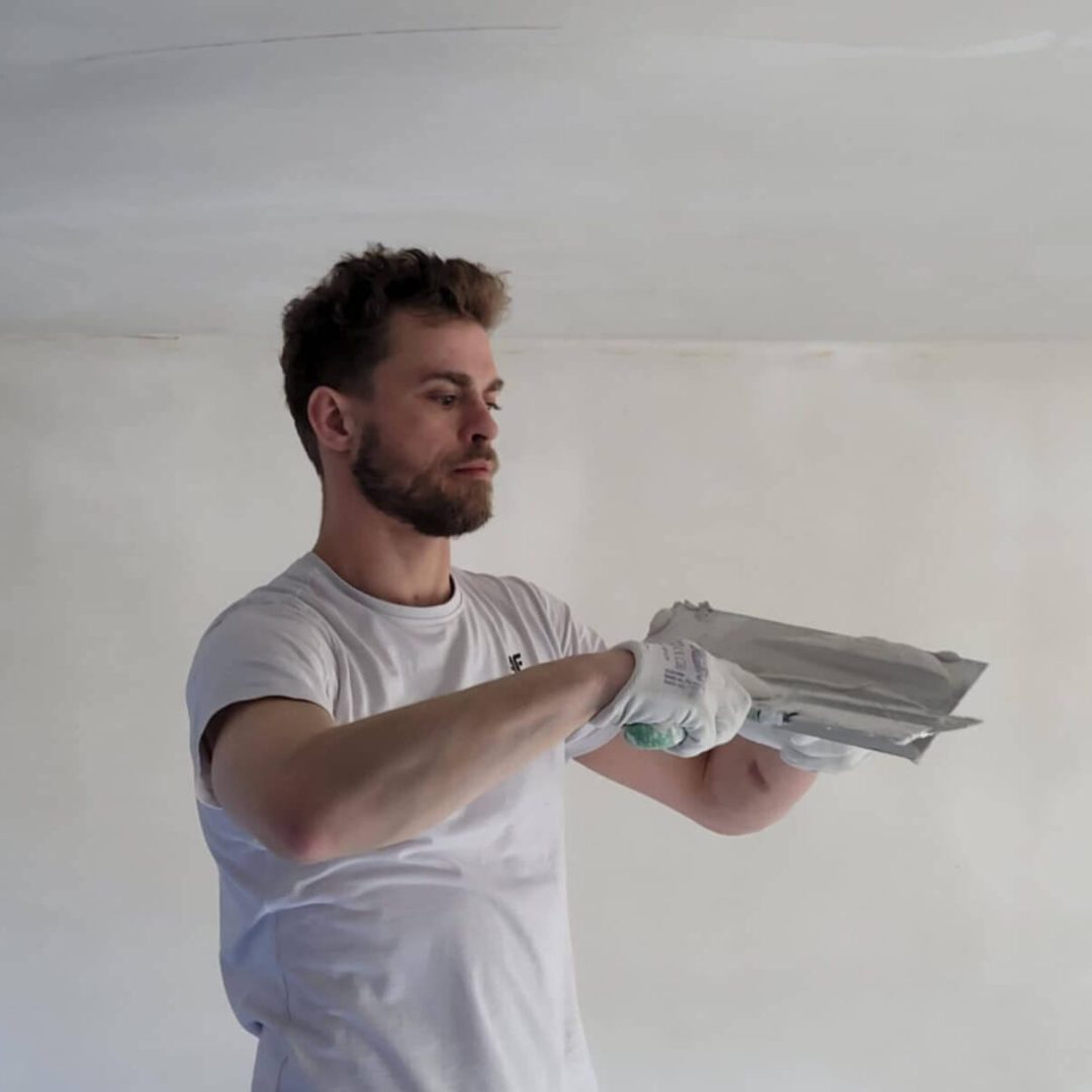 ef734375-0a69-4821-afd6-601226b9cbde